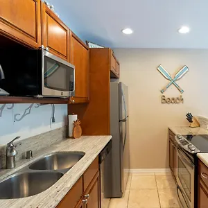 2 Bedroom Condo, Pool, Ac, Access Kk116 Holiday home